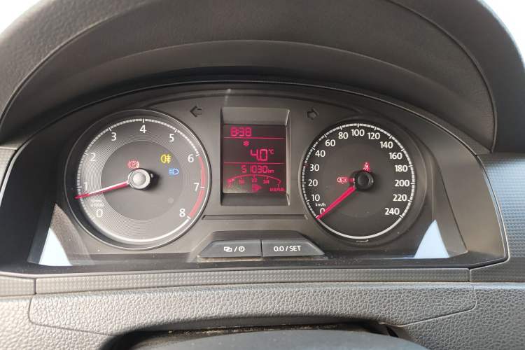 Used Volkswagen Santana 2016 1.6L Manual Fashion Edition
