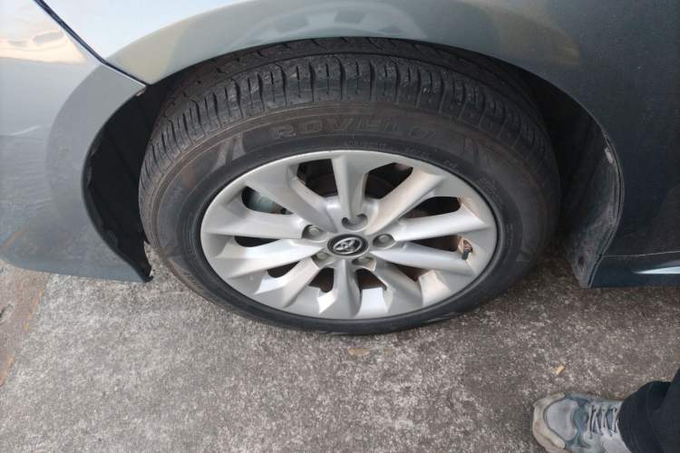 Used Toyota Corolla 2021 Dual-Motor 1.8L E-CVT Elite Edition
