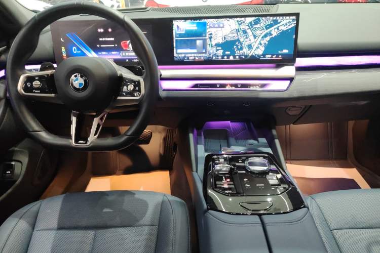 Used BMW 5 Series 2024 530Li Luxury Edition M Sport Package