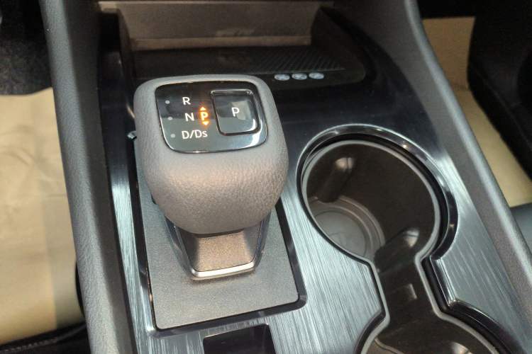 Used Nissan X-Trail 2022 VC-Turbo 300 CVT 2WD Star & Moon Limited Edition
