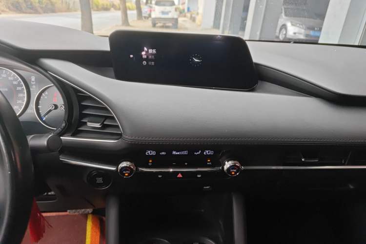 Used Mazda Mazda 3 Axela 2021 2.0L Automatic ZhiXuan Edition
