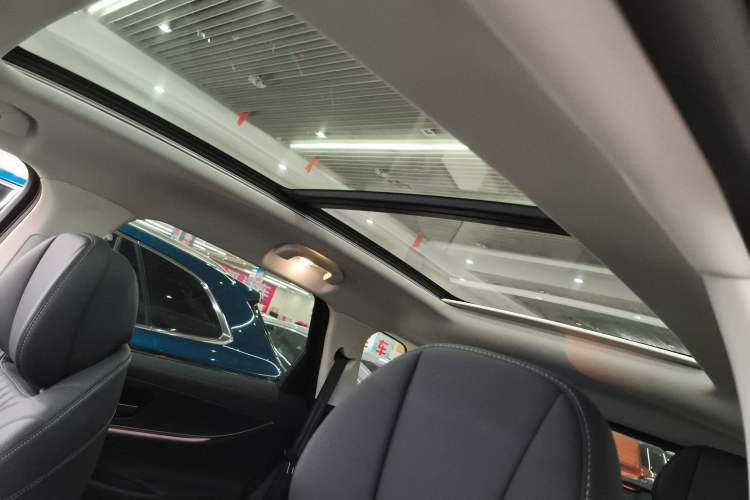 Used Chery Tiggo 9 2025 2.0T Dual-Clutch Two-Wheel Drive Black Samurai Edition 5 Seats