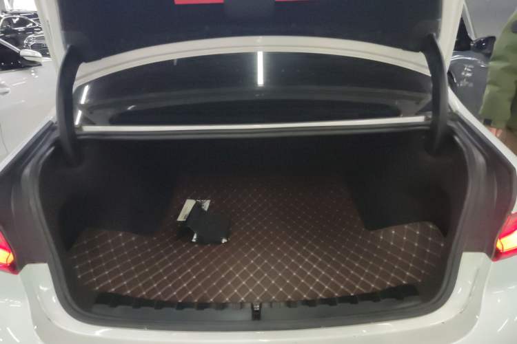 Used BMW 3 Series 2023 325Li M Sport Night Edition Package
