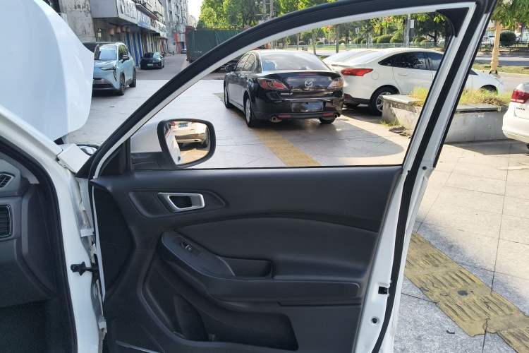 Used Chery Tiggo 5x 2019 1.5L CVT Smart Joy Edition
