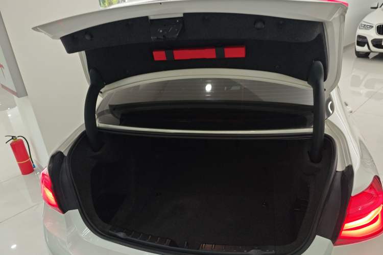 Used BMW 3 Series 2017 320Li Fashion Model