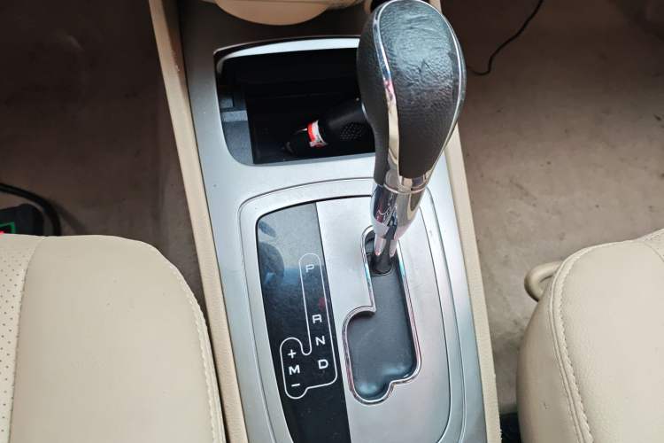 Used Buick Excelle 2013 1.5L Automatic Classic Model
