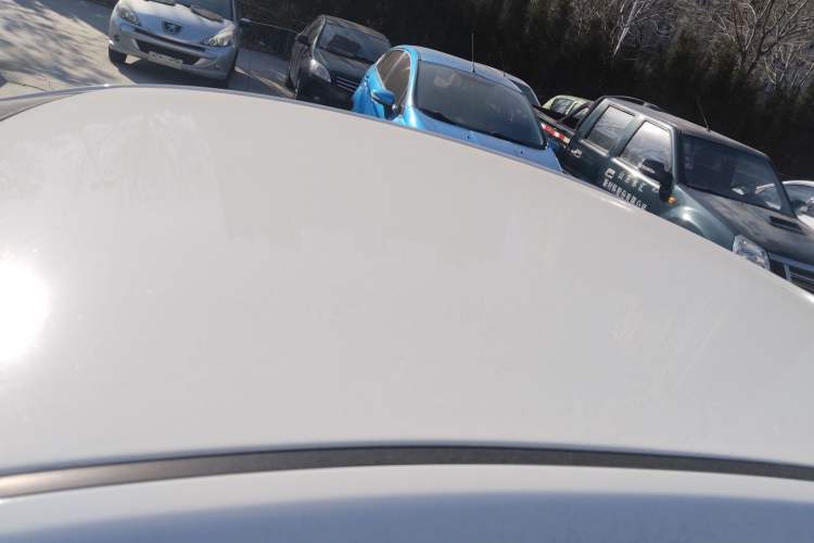 Used Kia K2 2012 Sedan 1.4L MT GLS Commemorative Edition
