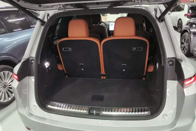 Used Li Auto L9 2022 Max model
