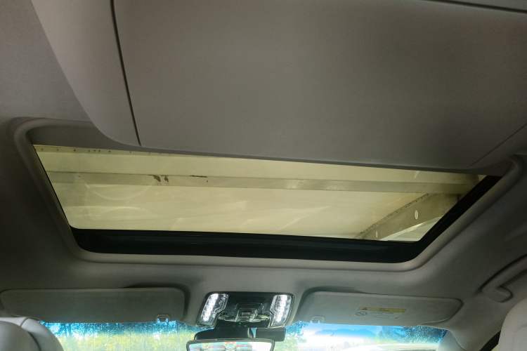 Used Buick GL8 New Energy 2024 Lu Zun Luxury Edition 7-Seater