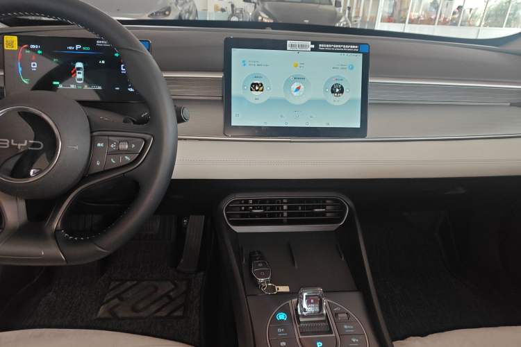 Used BYD Seal 05 DM-i 2025 DM-i Smart Drive 55KM Luxury Model
