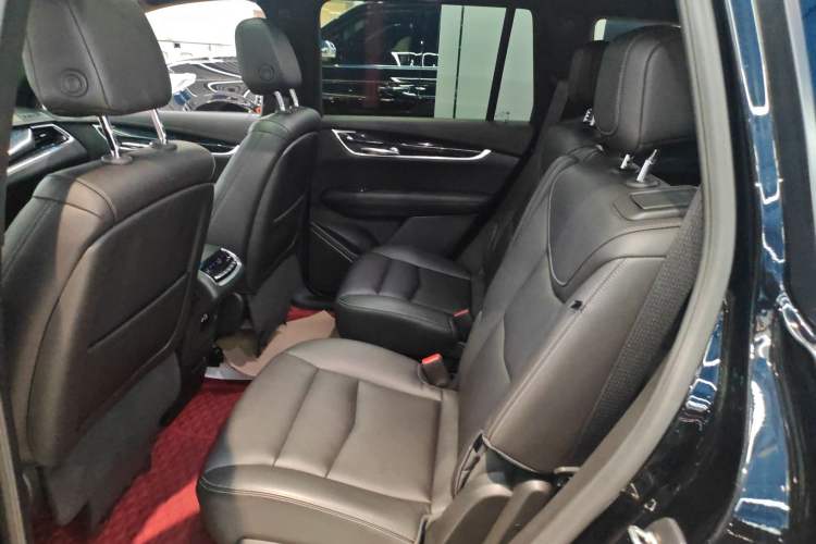 Used Cadillac XT6 2022 2.0T Six-Seater Two-Wheel-Drive Luxury Version