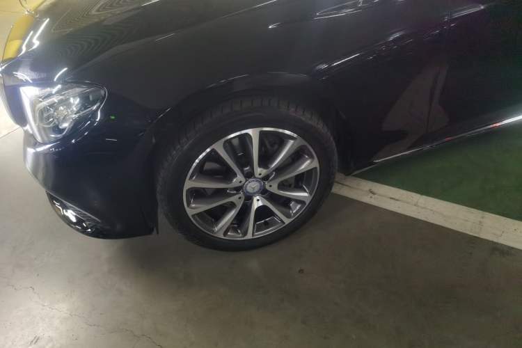 Used Mercedes-Benz E-Class 2016 E 300 L Stylish Model