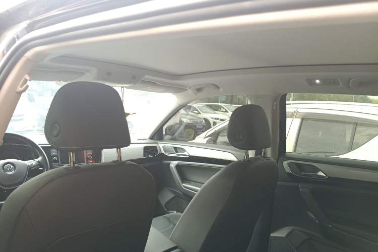 Used Volkswagen Tayron 2019 330TSI Two-Wheel Drive Luxury Model China VI Standard
