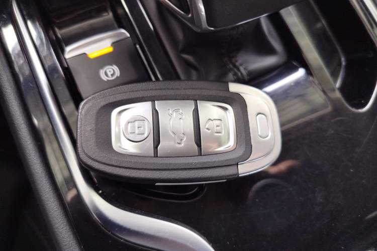 Used Hongqi E-QM5 2023 620km PLUS