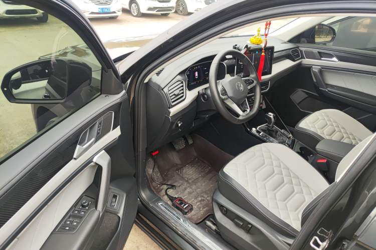 Used Volkswagen Tayron 2024 300TSI Two-Wheel-Drive Luxury Plus Advanced Version
