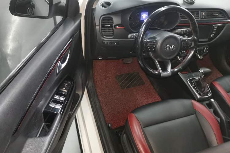 Used Kia KX Cross 2018 1.6L Automatic Dynamic Sunroof Version
