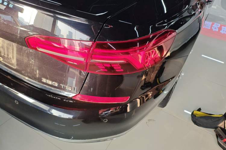 Used Volkswagen Passat 2019 380TSI Luxury Edition China VI Standard
