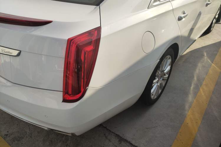 Used Cadillac XTS 2015 28T Comfort Model
