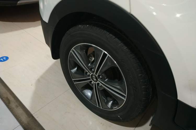 Used Hyundai ix25 2015 1.6L Automatic Two-Wheel Drive Smart GLS Trim
