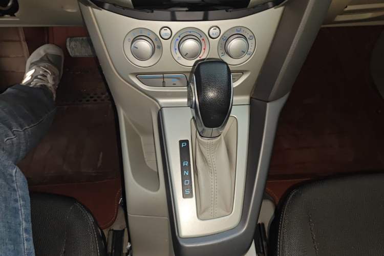 Used Ford Focus 2012 Sedan 1.6L Automatic Comfort Model
