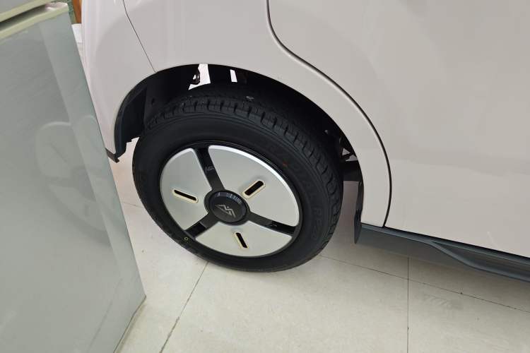 Used  LINGBOX 2023 – Cai Wenji Edition