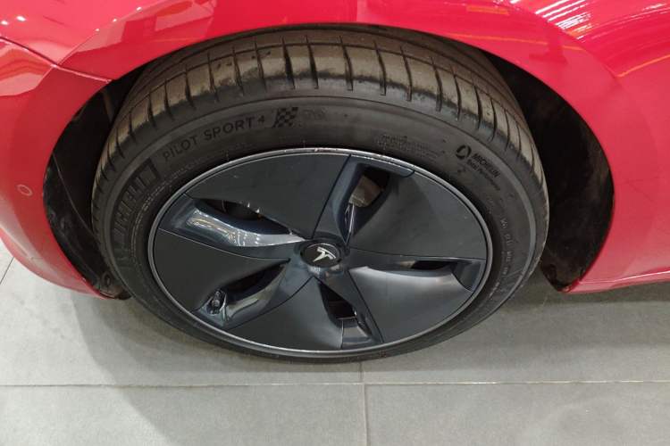 Used Tesla Model 3 2019 Standard Range Rear-Drive Upgraded Version
