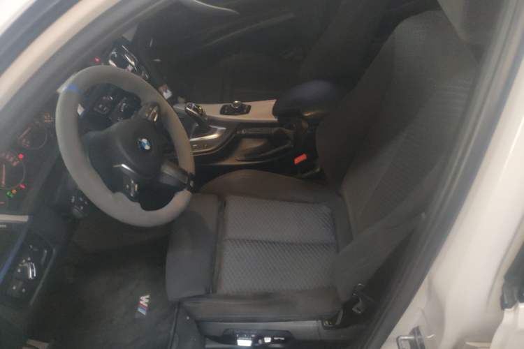 Used BMW 3 Series 2018 320i M Sport Package
