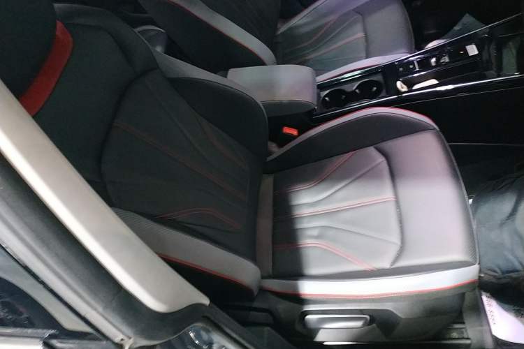 Used Volkswagen Lamando 2022 Lavida L 280TSI DSG Cool & Spicy Edition