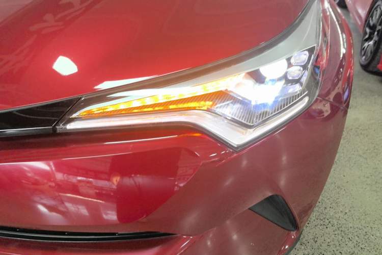 Used Toyota IZOA 2020 2.0L Yichi Version