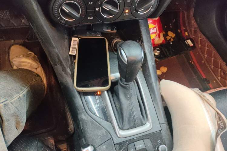 Used Mazda Mazda 3 Axela 2017 Hatchback 1.5L Automatic Comfort Model Emission Standard China V