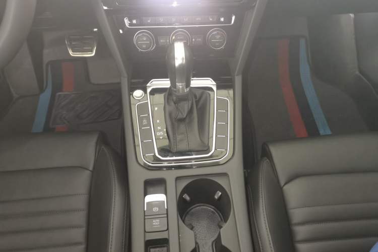 Used Volkswagen Magotan 2019 330TSI DSG Luxury Model China V Standard