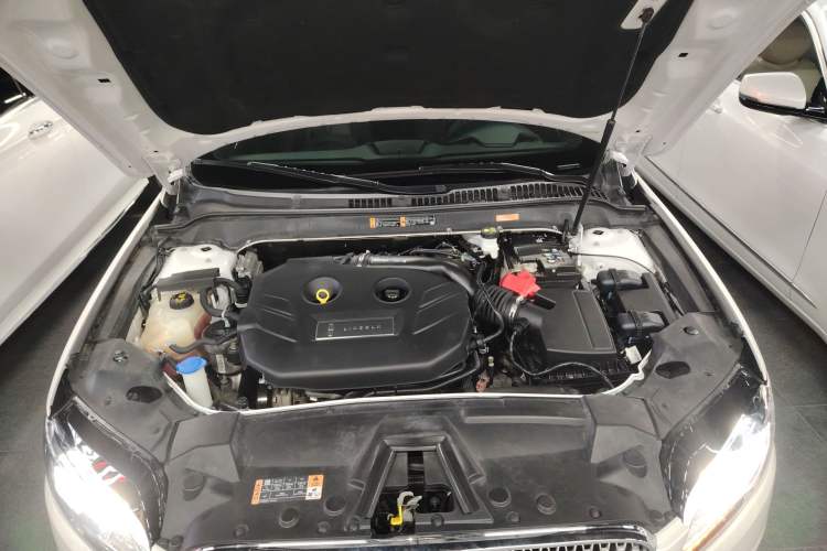 Used Lincoln MKZ 2018 2.0T Premium Edition
