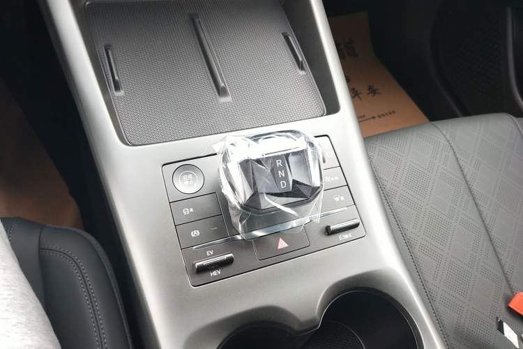 Used BYD Qin PLUS 2025 DM-i Smart Drive 55KM Leading Model
