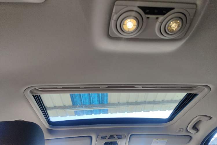 Used BMW 3 Series 2019 320Li Fashion Model
