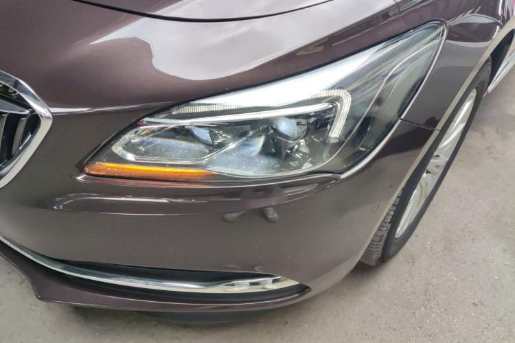 Used Buick LaCrosse 2018 20T Luxury Model
