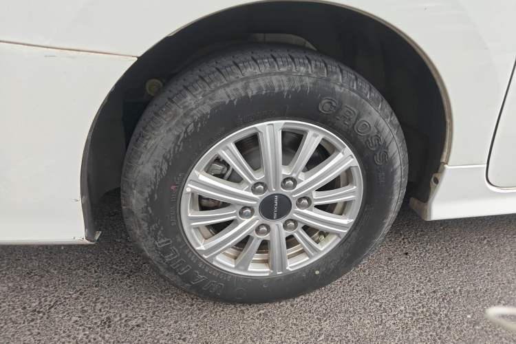 Used SAIC MAXUS G20 2023 Facelifted ES 2.0T Gasoline Automatic Value Edition
