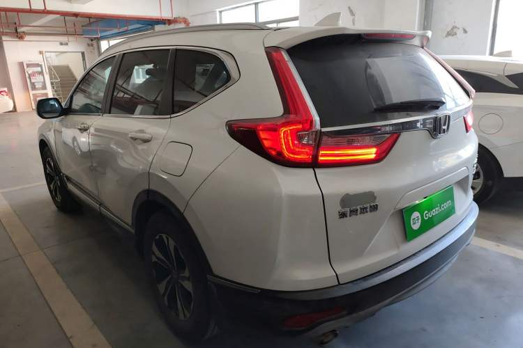 Used Honda CR-V 2017 240TURBO CVT Front-Wheel Drive Fashion Edition