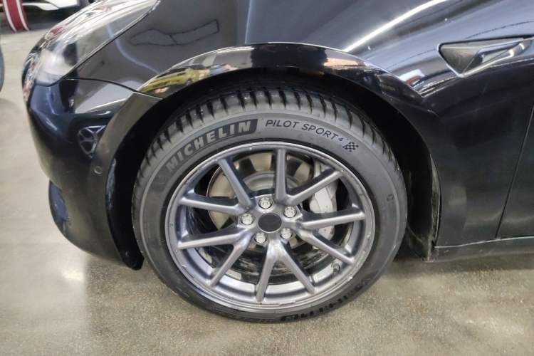 Used Tesla Model 3 2019 Standard Range Rear-Drive Upgraded Version
