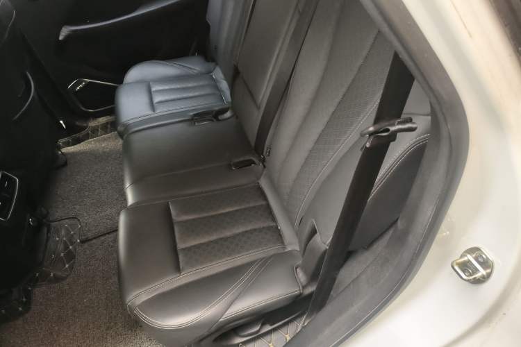 Used JETOUR X90 2019 1.5T Manual Smart Enjoyment 7-Seater China VI Standard
