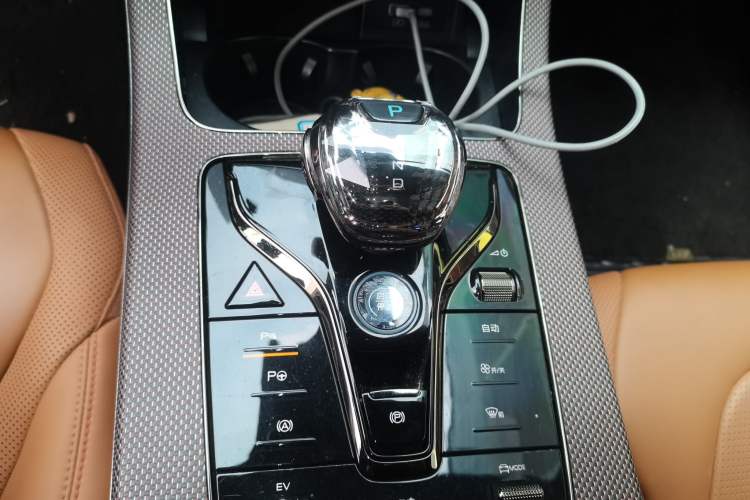 Used BYD Han 2022 DM-i 121KM Luxury Model
