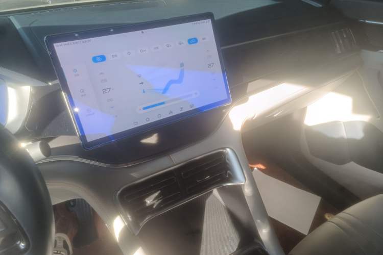 Used BYD Song PLUS New Energy 2023 Champion Edition DM-i 110KM Flagship Model
