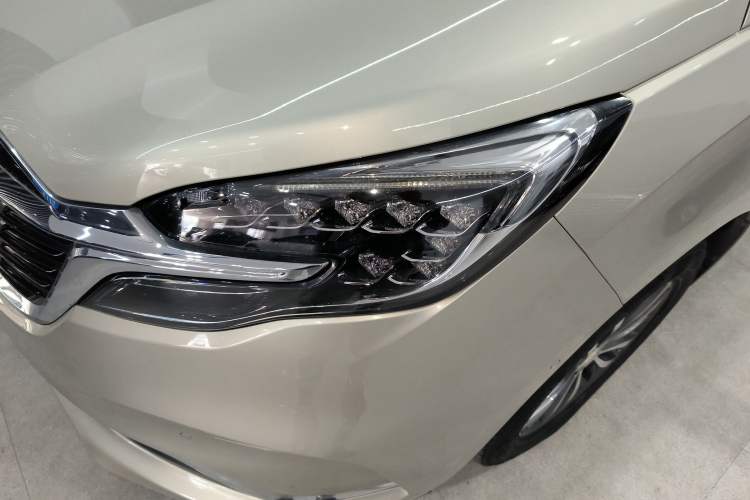 Used Buick GL8 2020 ES Land Cruiser 653T Luxury Edition
