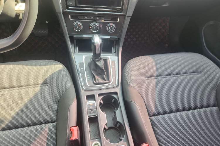 Used Volkswagen Golf 2019 280TSI DSG Comfort Version China V Standard
