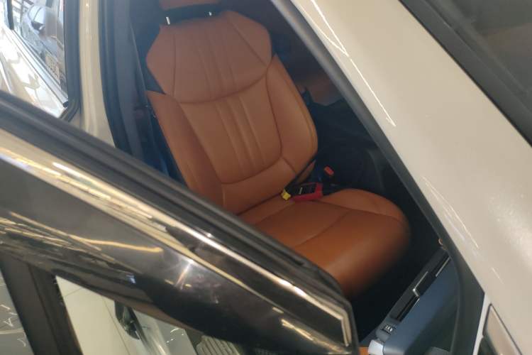 Used Toyota Sienna 2023 2.5L Hybrid Comfort Edition