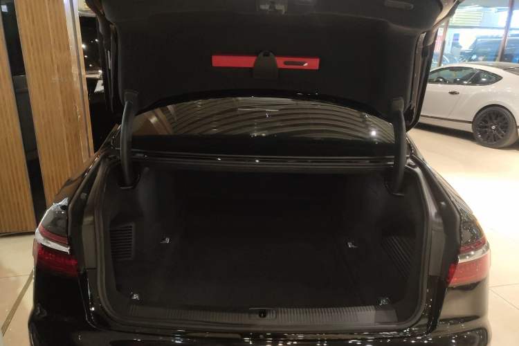 Used Audi A8 2019 Plus A8L 50 TFSI quattro Comfort Model
