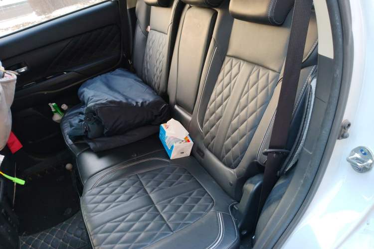 Used Mitsubishi Outlander 2020 2.4L 4x4 Zhi Xiang Edition 5 Seats