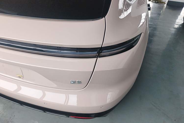 Used Nio ET5T 2025 75 kWh Touring