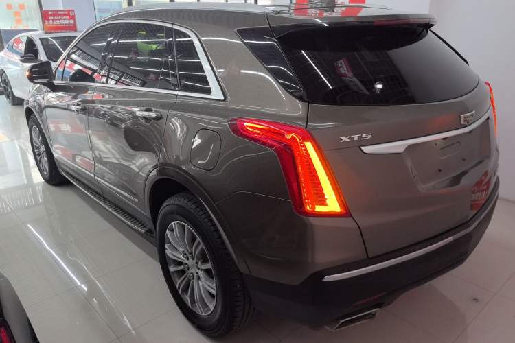 Used Cadillac XT5 2016 25T Luxury Model
