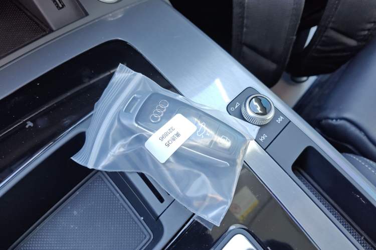 TDK.VehicleDetails.img