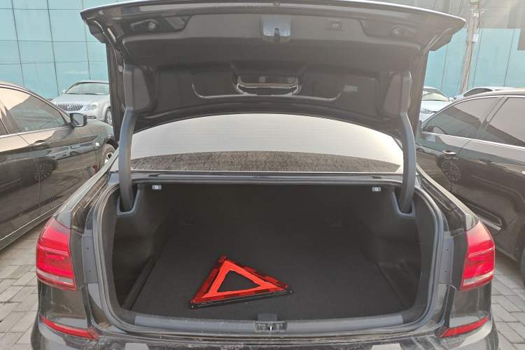 Used Volkswagen Passat 2017 330TSI DSG Prestige Edition
